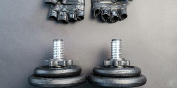 Pair of Fingerless Gloves and Adjustable Dumbbells